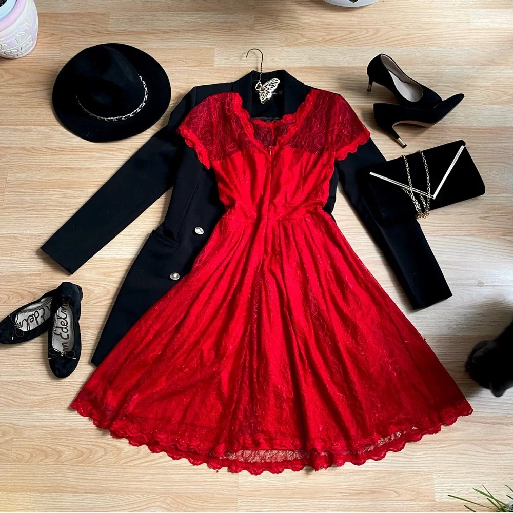 Red Lace Midi Dress - Elegant Evening Vintage Style - Picture 3 of 8